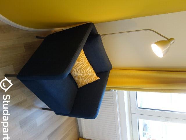 Chambre - 75 m² - 1 pièce