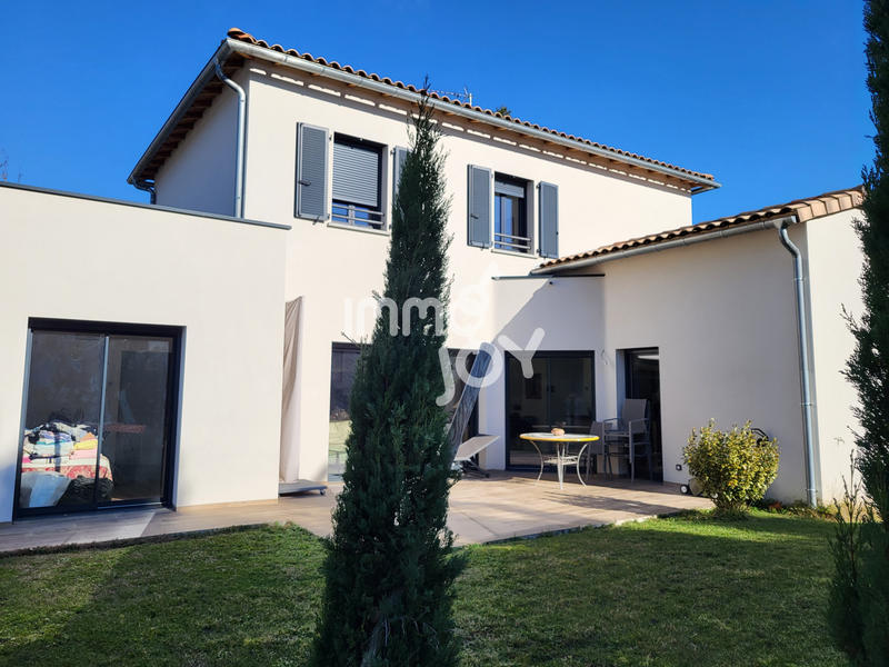 Villa - 150 m² - 5 pièces