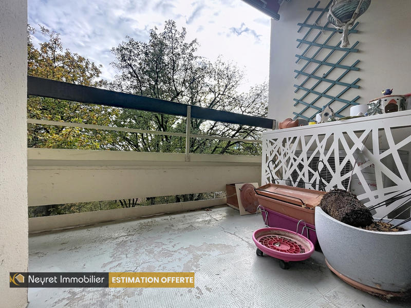 Appartement - 84 m² - 4 pièces