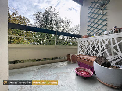 Appartement - 84 m² - 4 pièces