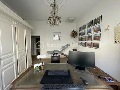 Maison de ville - 402 m² - 15 pièces