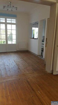 Maison - 122 m² - 8 pièces