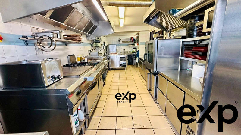 Fonds de commerce - 300 m²