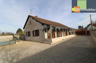 Maison - 95 m² - 5 pièces
