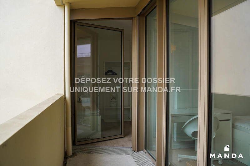 Chambre - 9 m² - 5 pièces