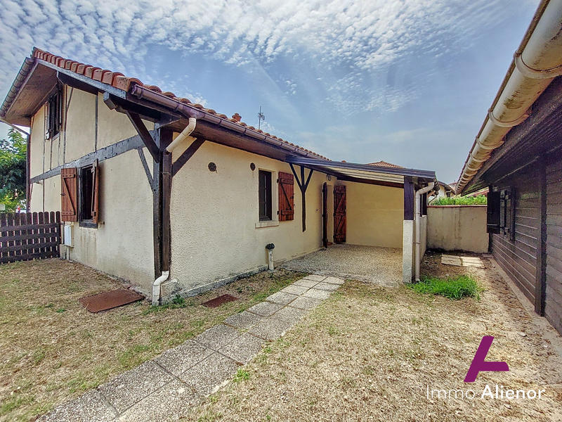 Villa - 124 m² - 8 pièces