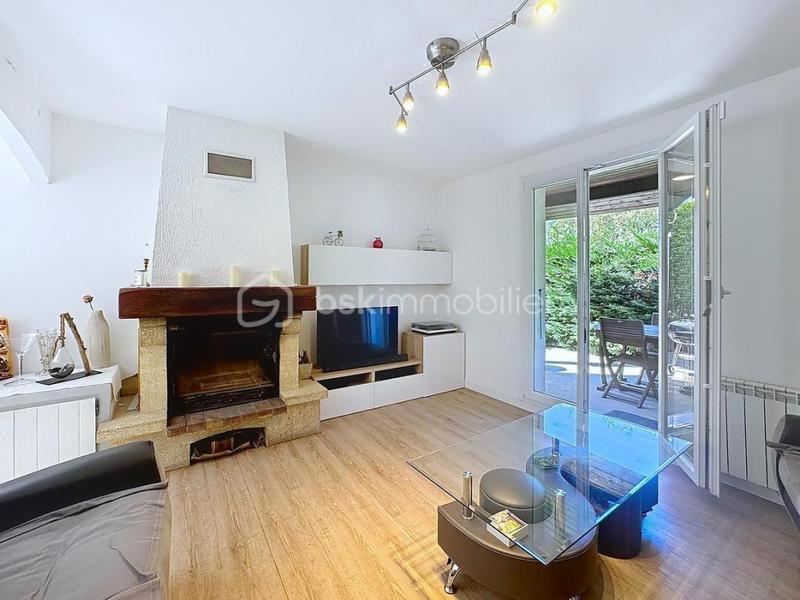 Maison - 94 m² - 5 pièces