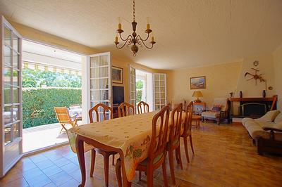 Maison - 93 m² - 4 pièces