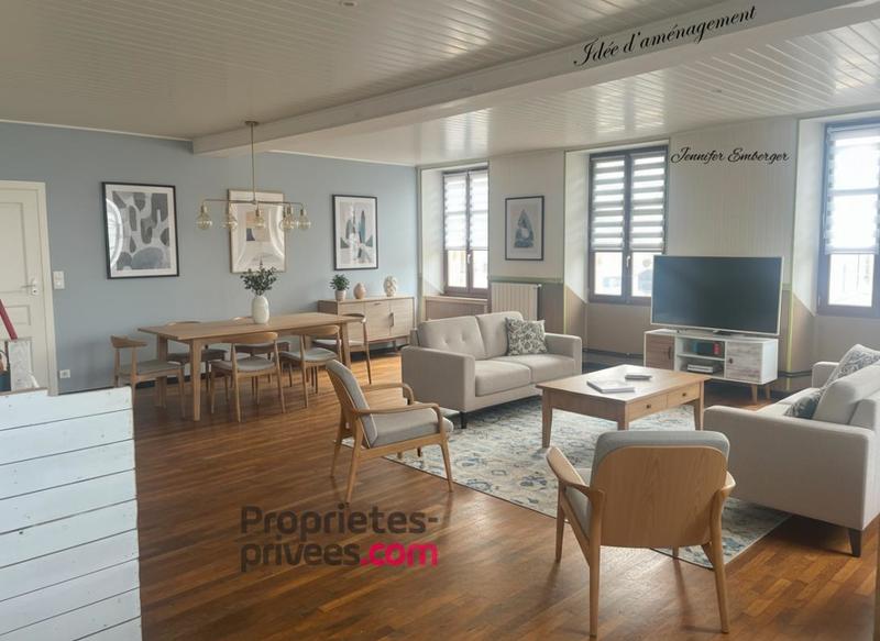 Maison - 215 m² - 7 pièces