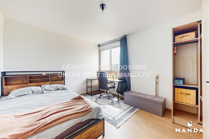 Chambre - 13 m² - 4 pièces