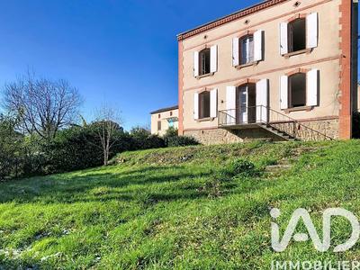 Maison de ville - 185 m² - 7 pièces