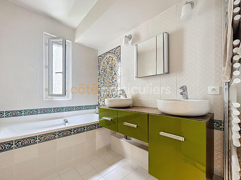 Appartement - 87 m² - 5 pièces