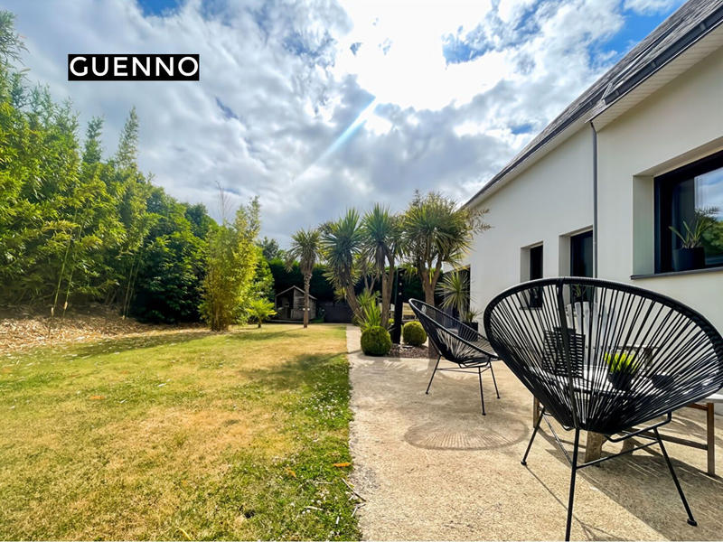 Maison - 195 m² - 8 pièces