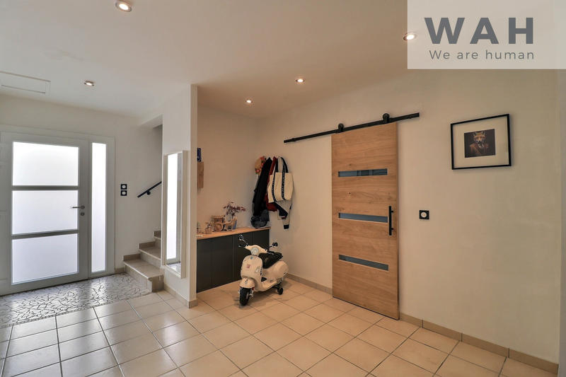 Maison de village - 205 m² - 6 pièces