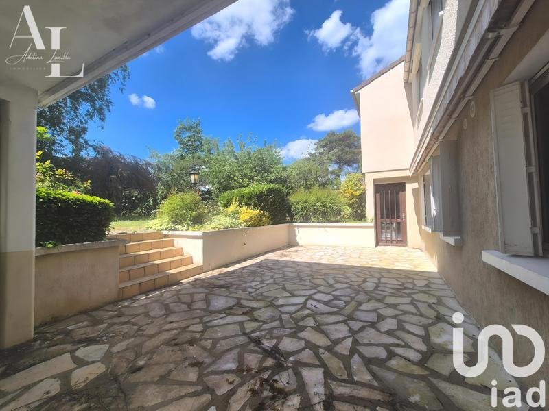 Maison - 197 m² - 8 pièces