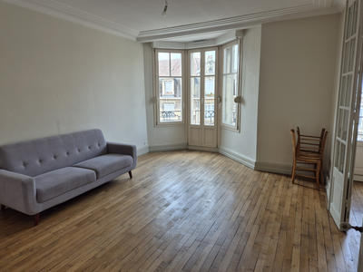 Appartement - 83 m² - 4 pièces