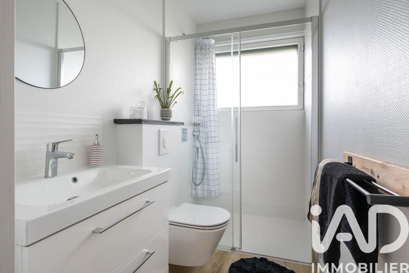 Maison - 156 m² - 8 pièces