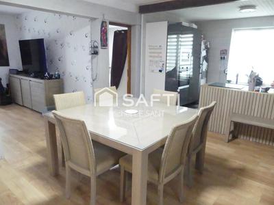 Maison - 95 m² - 6 pièces