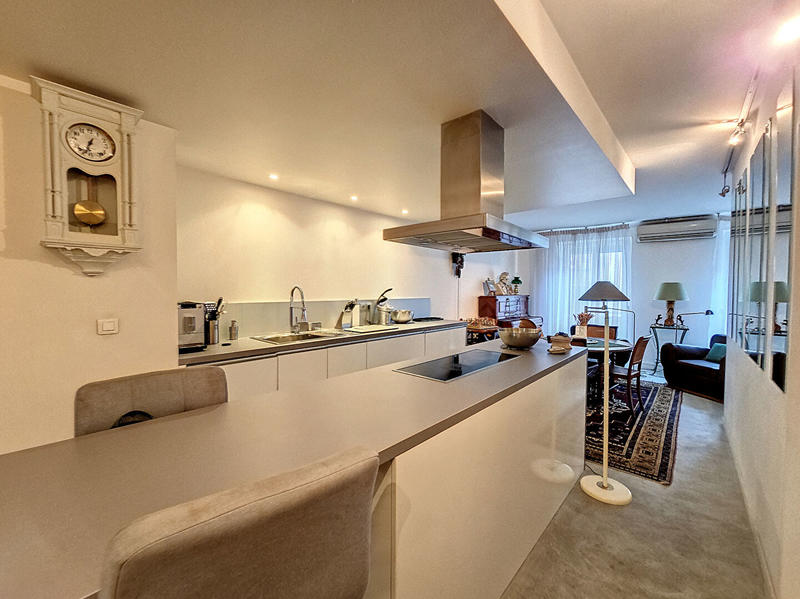 Maison - 200 m² - 6 pièces