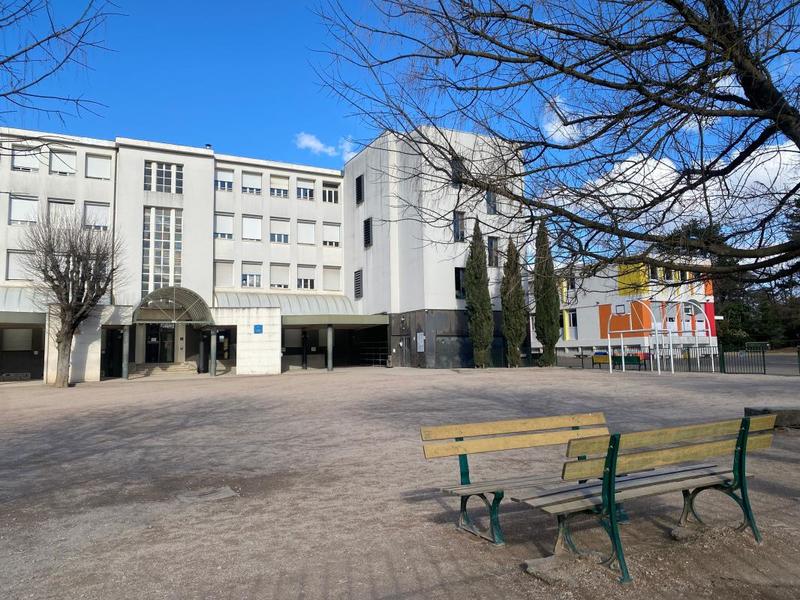 Appartement - 84 m² - 3 pièces