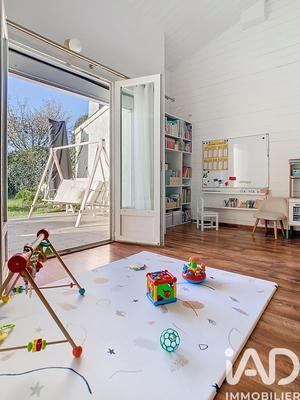 Maison - 100 m² - 6 pièces