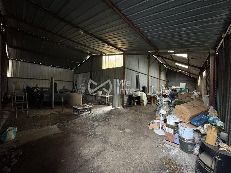 Parking / Garage - 140 m²