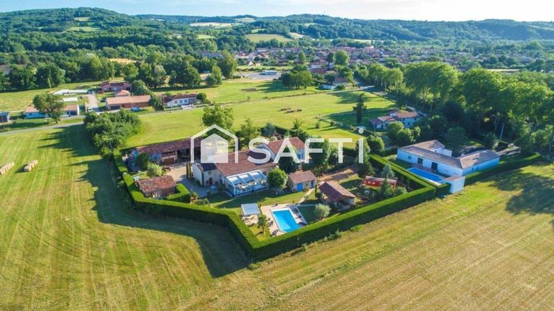 Villa - 634 m² - 21 pièces