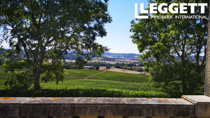 Propriété - 370 m² - 10 pièces