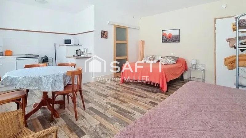 Local commercial - 206 m² - 7 pièces