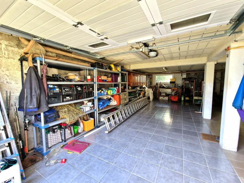 Maison - 98 m² - 4 pièces