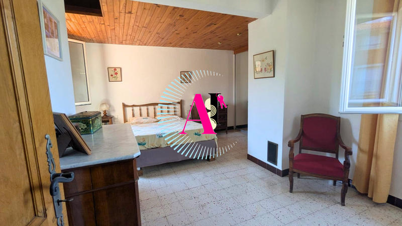 Maison traditionnelle - 130 m² - 6 pièces