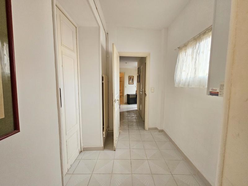 Appartement - 192 m² - 5 pièces