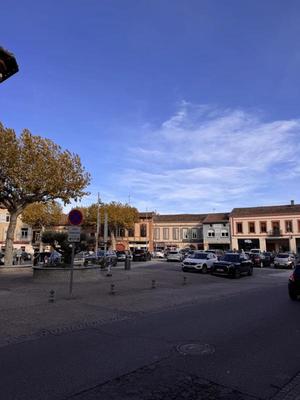 Local commercial - 180 m² - 3 pièces