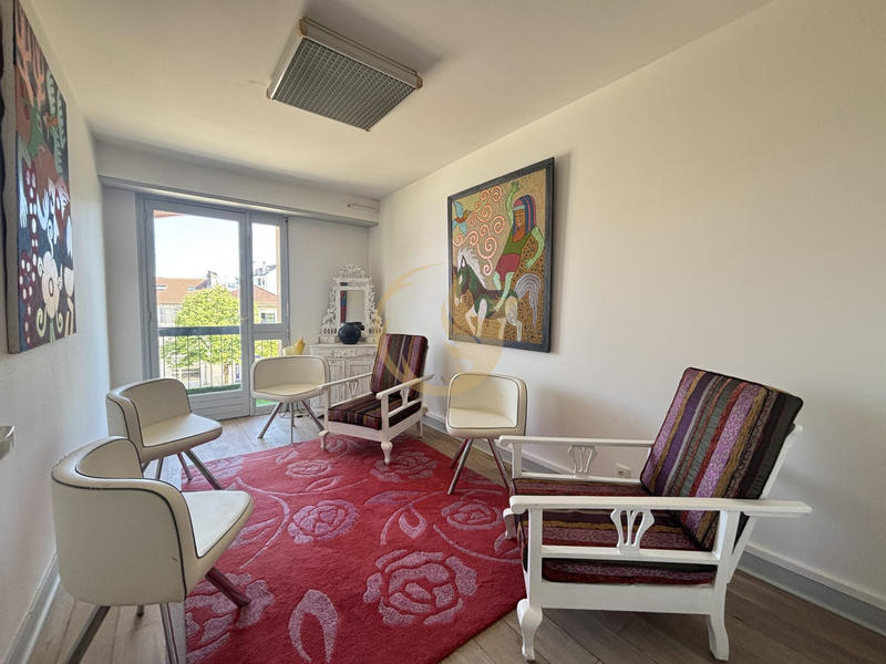 Local d'activités - 47 m² - 2 pièces