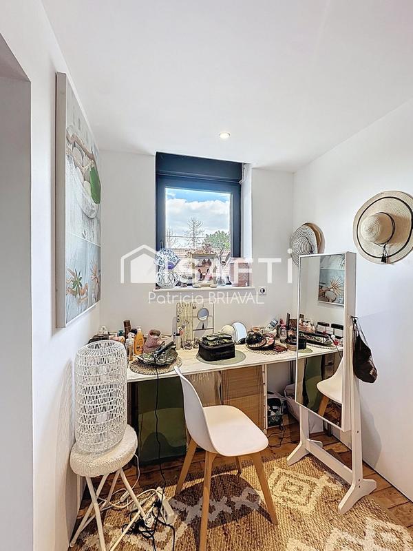 Maison - 188 m² - 7 pièces