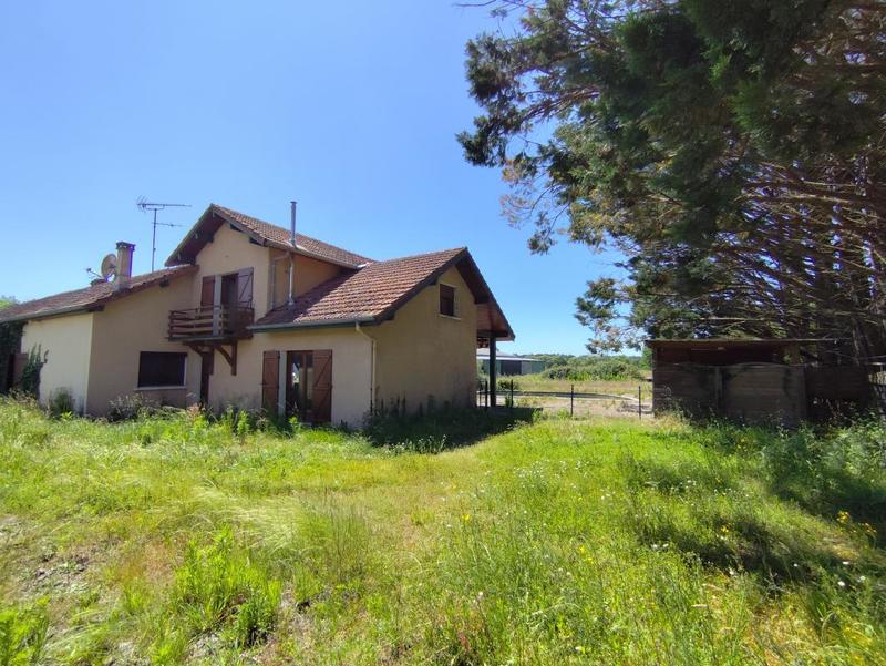 Maison - 200 m² - 8 pièces