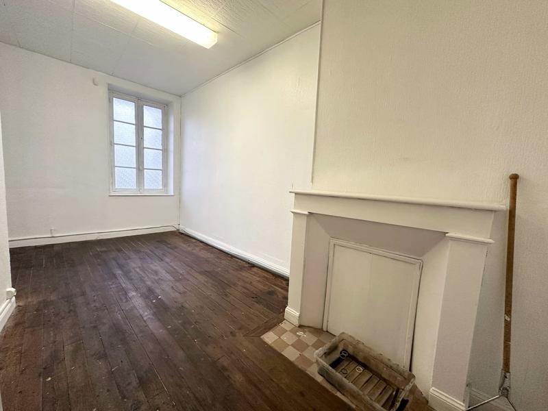 Maison - 214 m² - 9 pièces