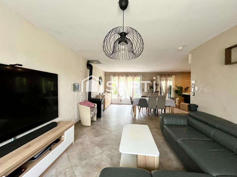 Maison - 155 m² - 7 pièces