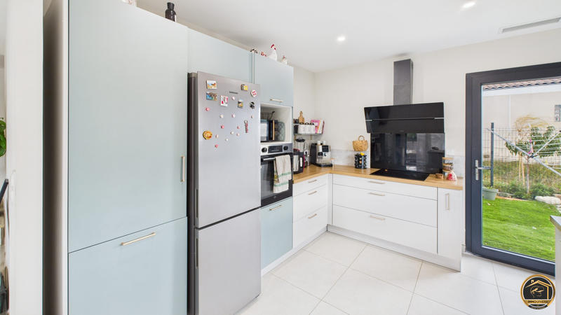 Maison - 85 m² - 3 pièces