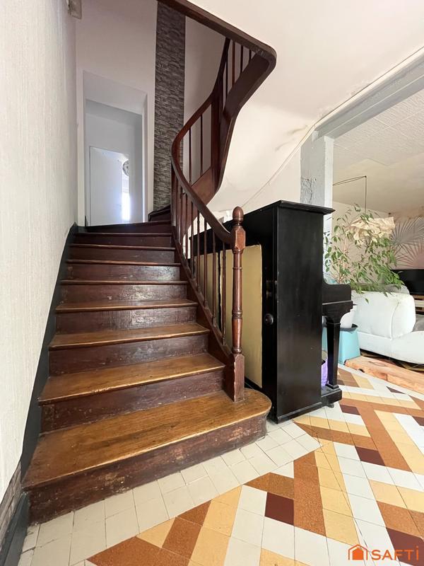 Maison - 130 m² - 6 pièces