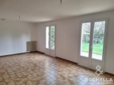 Maison - 93 m² - 5 pièces