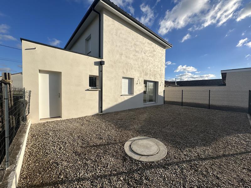 Maison - 100 m² - 5 pièces