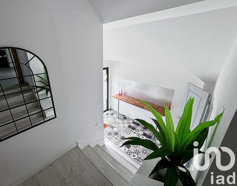 Maison - 800 m² - 20 pièces