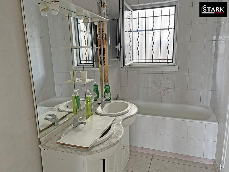 Appartement - 72 m² - 4 pièces