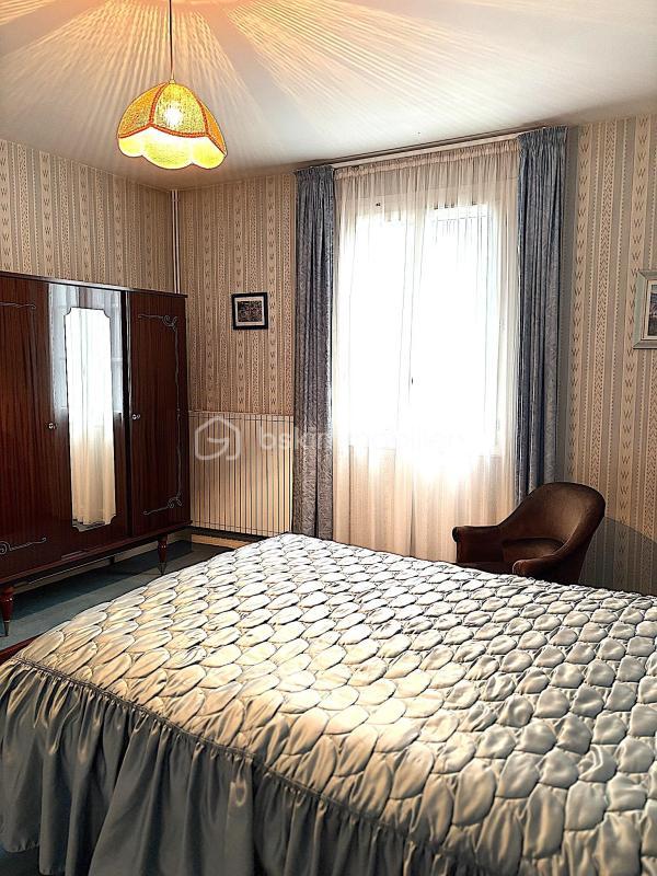 Maison de bourg - 85 m² - 4 pièces