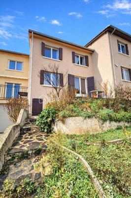 Maison jumelée - 90 m² - 5 pièces