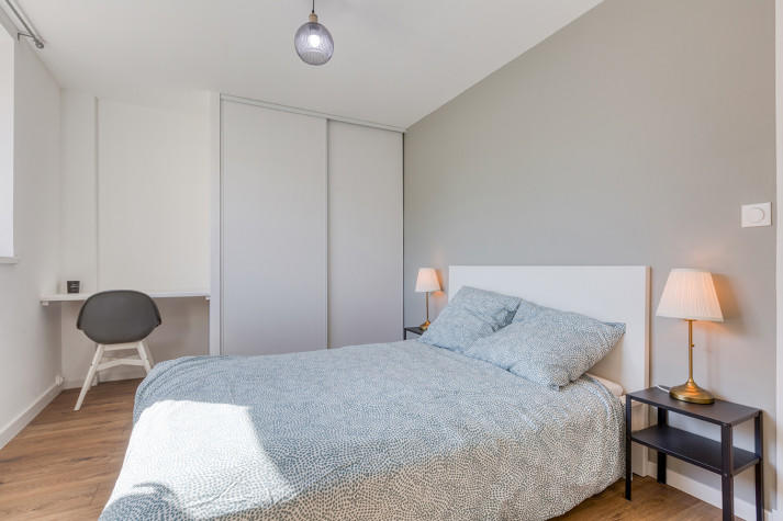 Appartement - 97 m² - 5 pièces