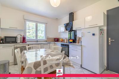 Maison - 107 m² - 7 pièces