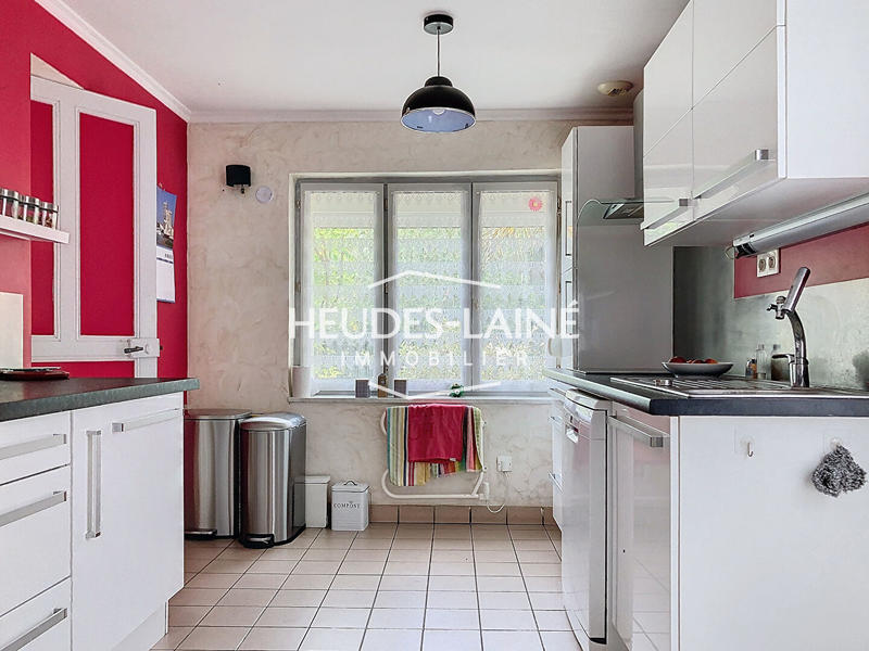 Maison - 309 m² - 12 pièces