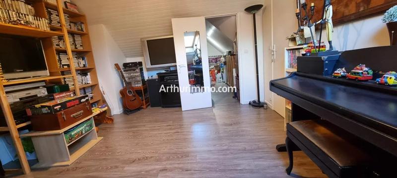 Maison - 184 m² - 8 pièces